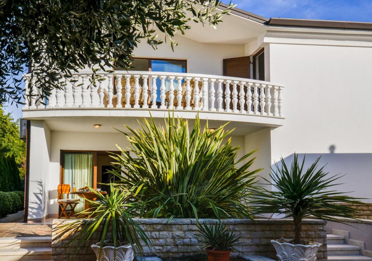 Apartments Villa Rosi Umag Eksteriør bilde
