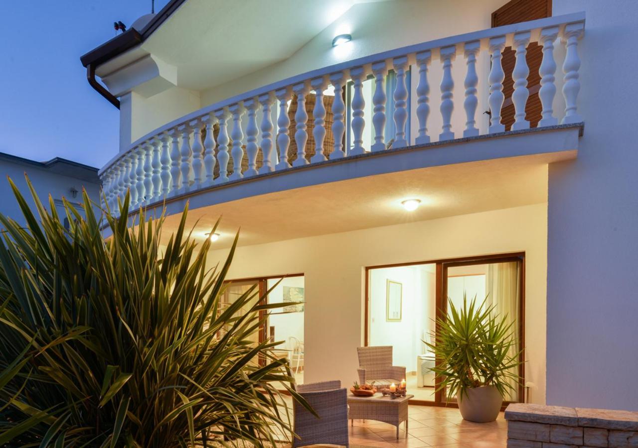 Apartments Villa Rosi Umag Eksteriør bilde