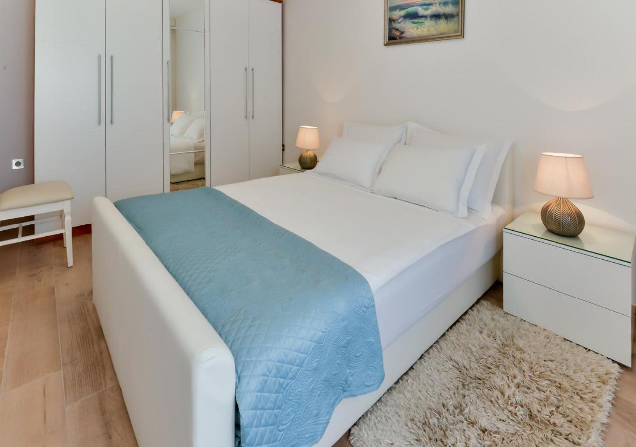 Apartments Villa Rosi Umag Eksteriør bilde